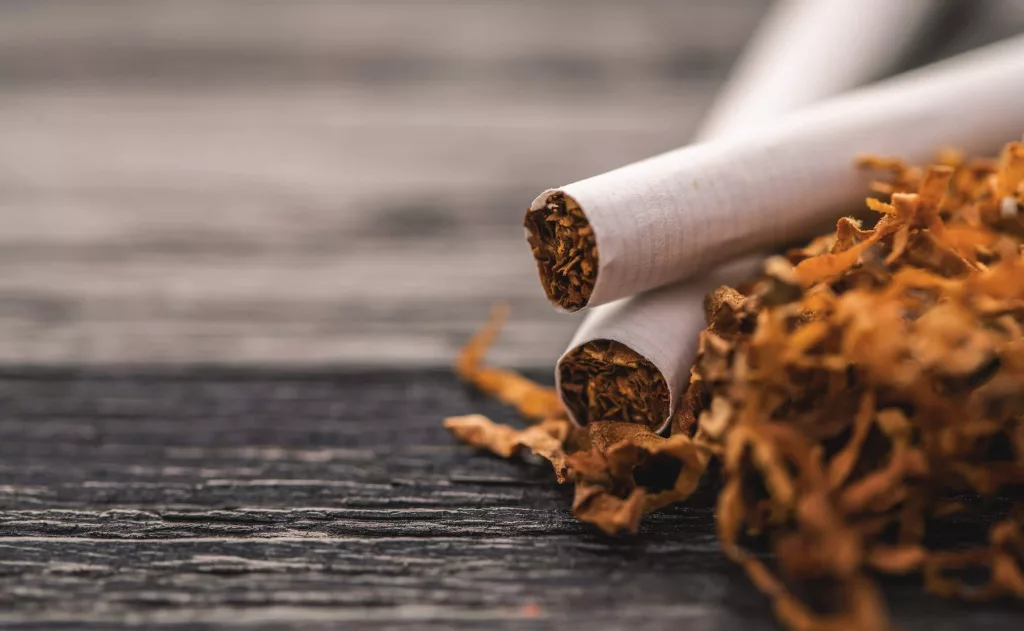 Tabac et chirurgie esthétique - Dr Sabatier - Chirurgien esthétique à Nice